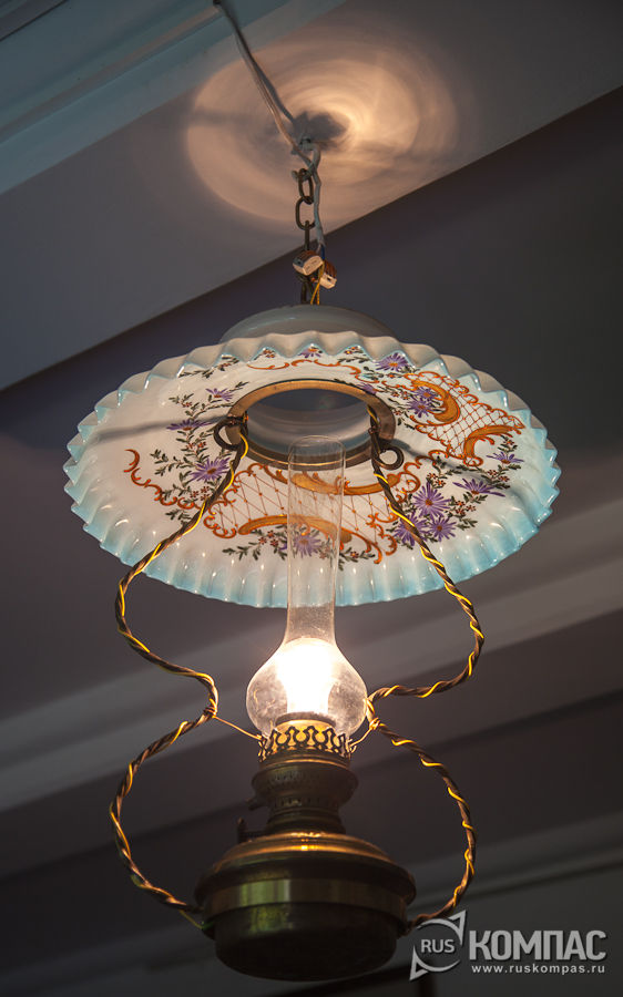 Лампа из столовой в Большом доме